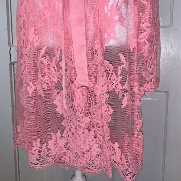 VICTORIAS SECRET PINK LACE ROBE WITH SASH BELT - Picture 6 of 15